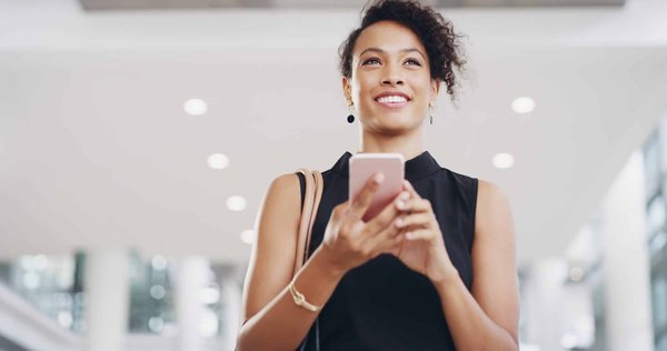 Quelles méthodes pour assurer une communication efficace entre les équipes intercontinentales ?