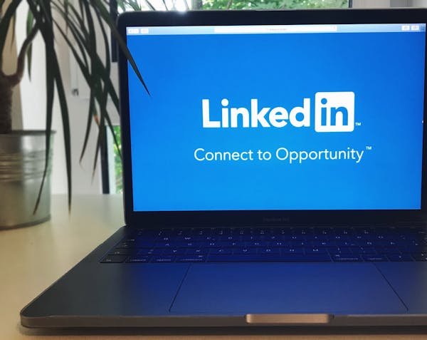 Stratégies efficaces pour améliorer la visibilité de votre entreprise sur linkedin